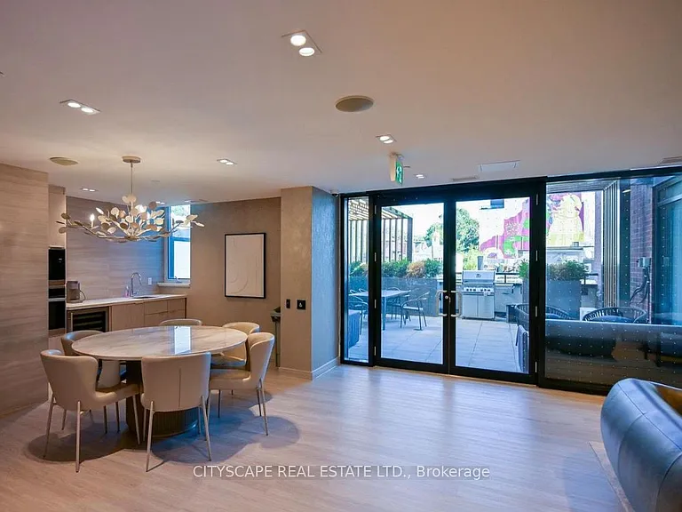 185 Alberta Ave #306 — Photo 41