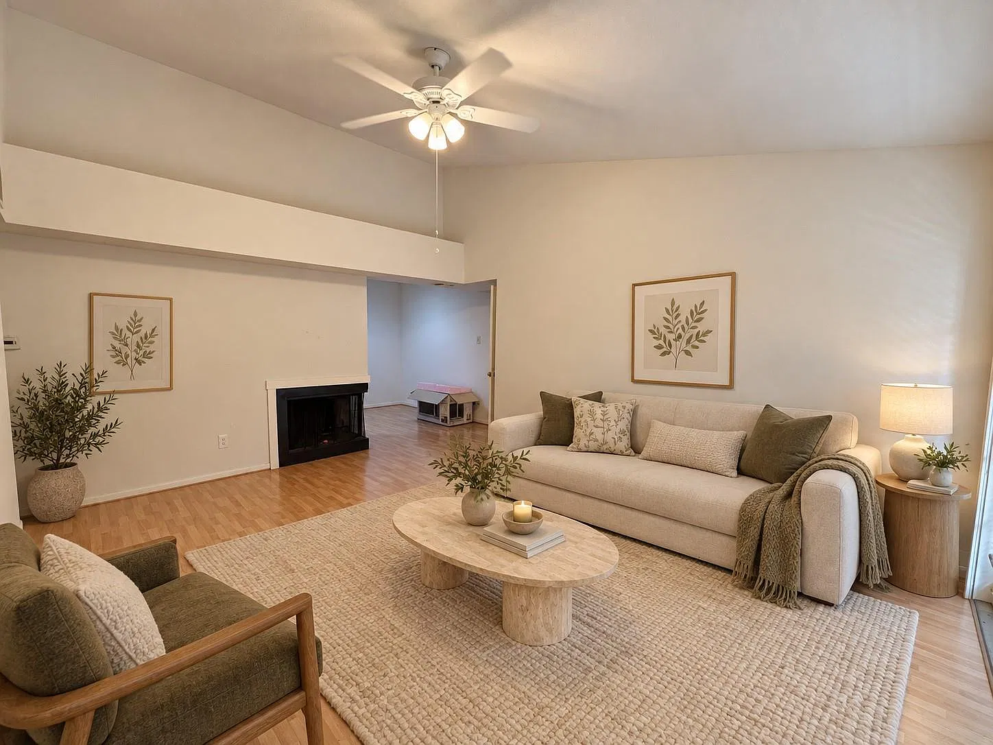 2 bed, 2.0 bath, 888 sqft, $1,600 — Photo 2