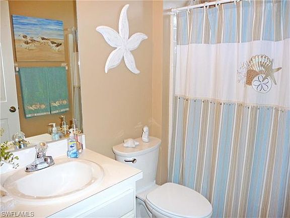 3rd image of 8941 Cypress Preserve Pl
