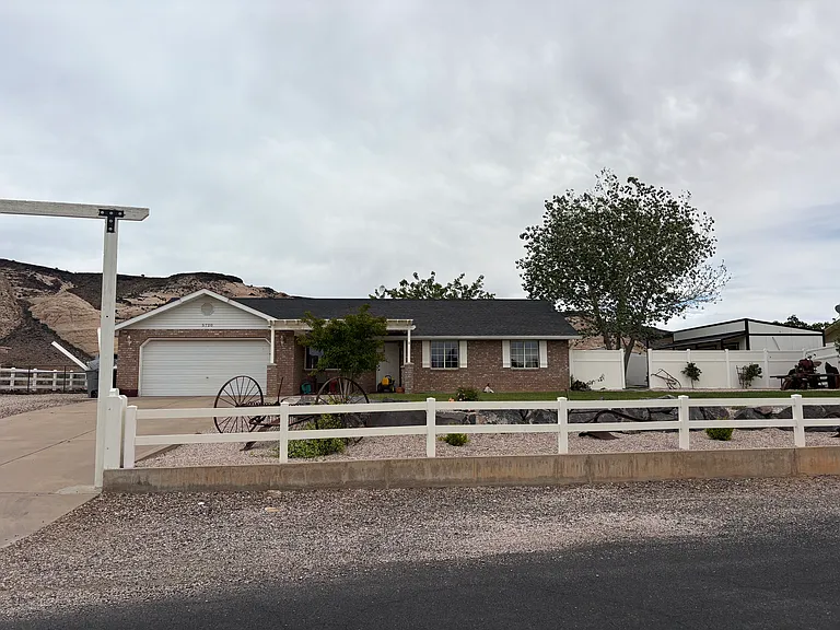 5720 N 1400 W — Photo 3