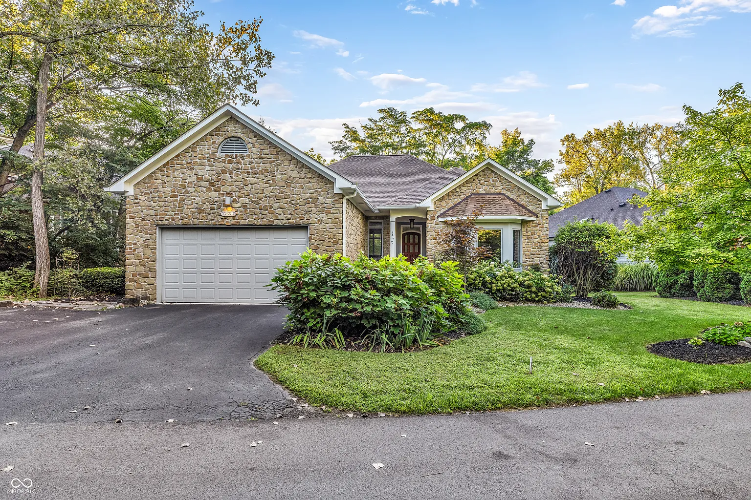 8069 Middle Bay Ln photo 1