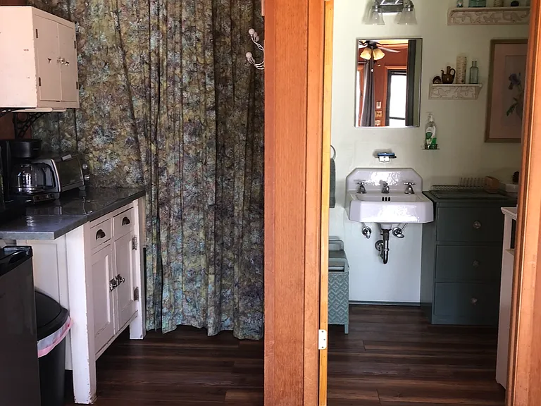 Evergreen Ln — Photo 8