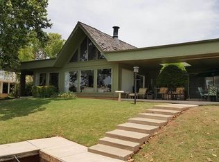 10601 Eastlake Cir, Oklahoma City, OK 73162