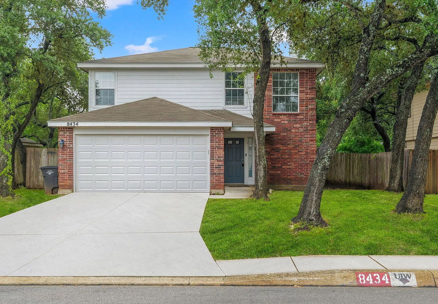 3 bed, 2.5 bath, 1507 sqft, $1,750 — Photo 1