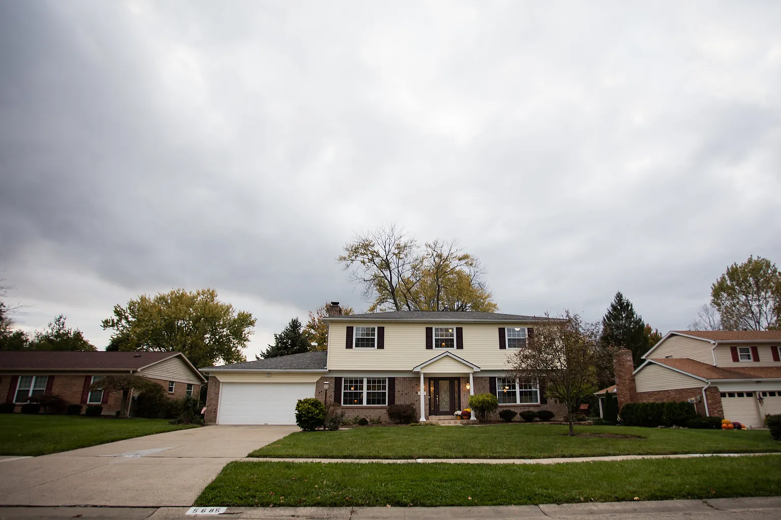 5685 Chesapeake Way photo 1