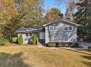 2570 Pangborn Cir, Decatur, GA 30033