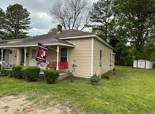 215 S 6th Ave, Piggott, AR 72454