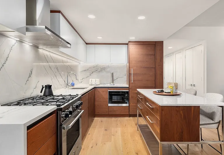585 Union Ave #2A — Photo 4