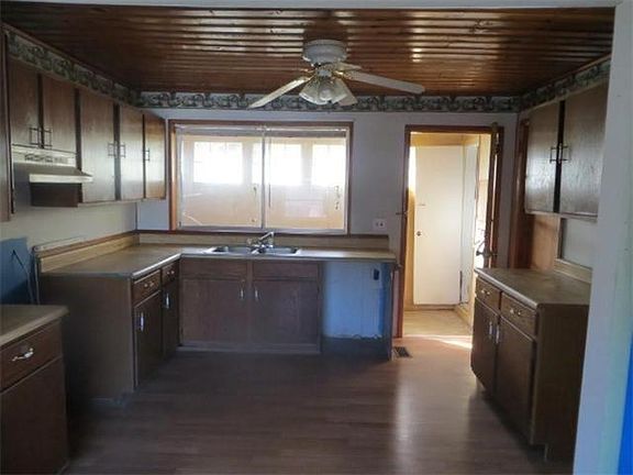 4th image of 1654 Echo Ct