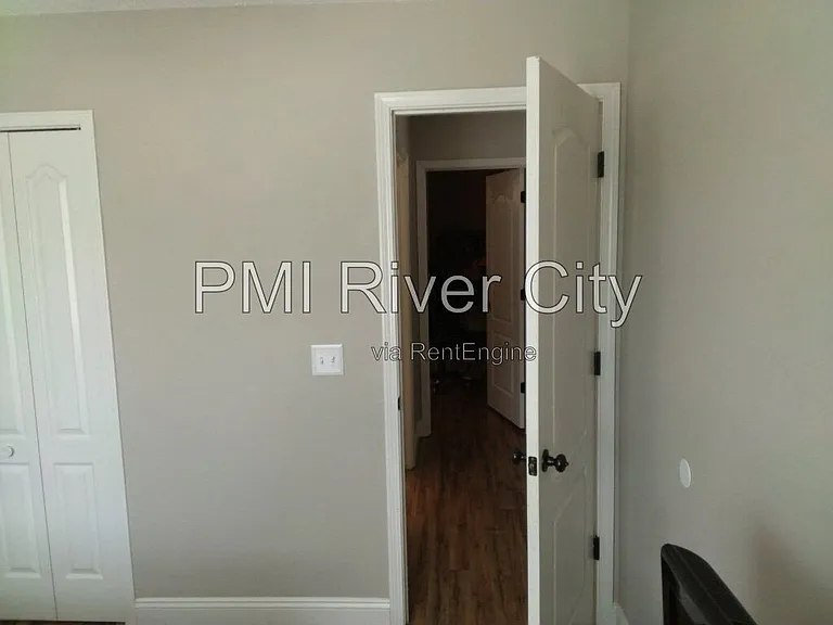 2320 Locustwood Ct — Photo 53
