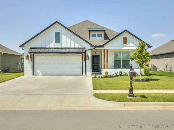 721 W 53rd St, Sand Springs, OK 74063