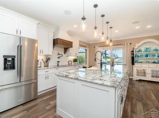 6415 N River Rd, Freeland, MI 48623