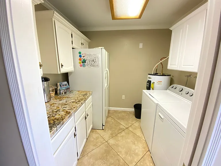 561 Leisure World — Photo 10