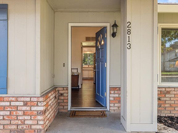 3rd image of 2813 Medicine Bow Dr
