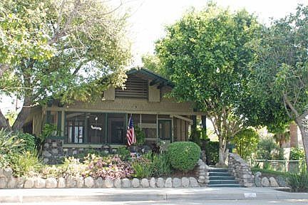 1st image of 122 N Vista Bonita Ave