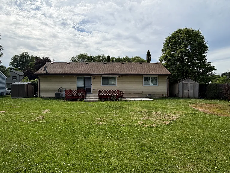 1900 Stanford Dr — Photo 16