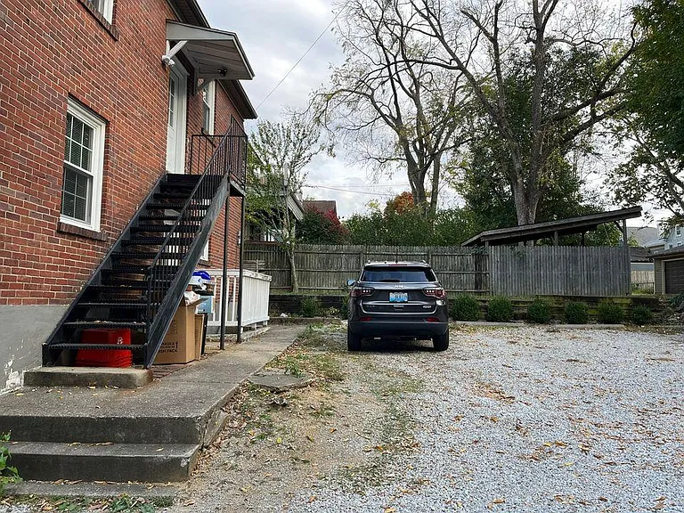 1112 Hilliard Ave #4 — Photo 12