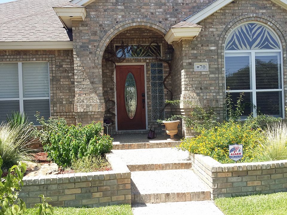 1st image of 70 Emerald Forest Dr