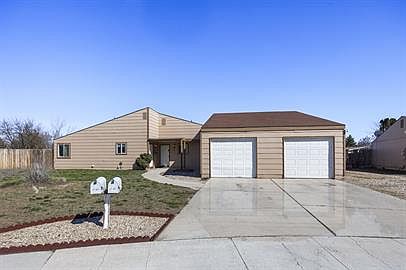 1st image of 2768 N Siesta Ln