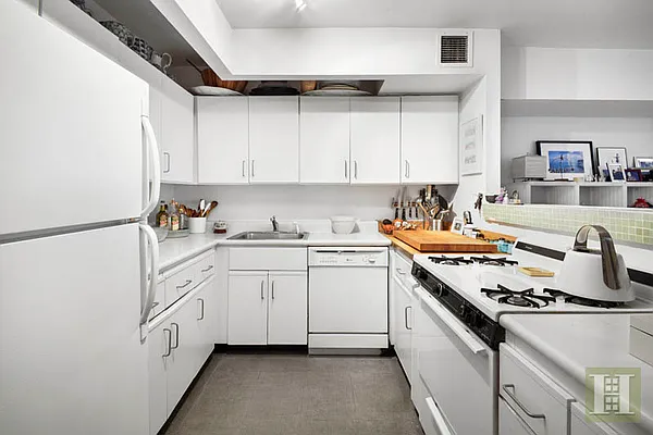 Sold by Halstead Real Estate | media 23