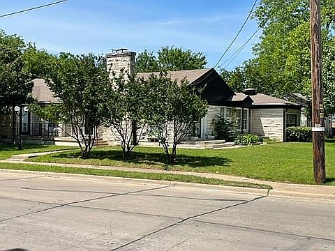 1st image of 607 S Britain Rd