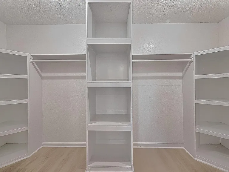 6219 Canada Dr — Photo 29