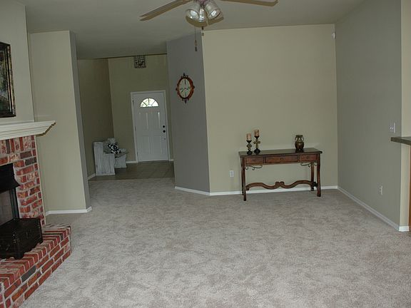 Spacious living room