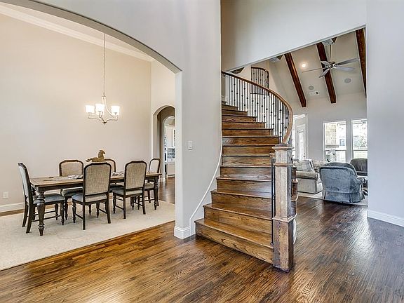 5th image of 11924 Northview Dr