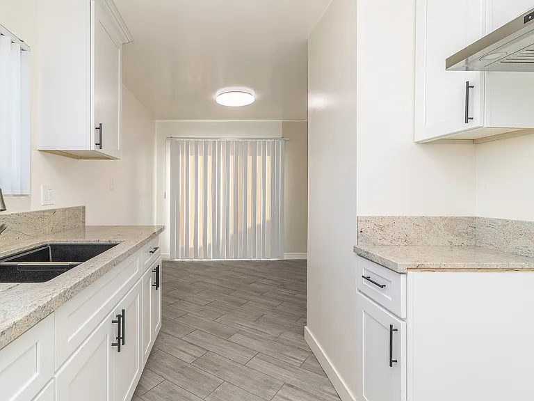 4040 Badillo Cir — Photo 1