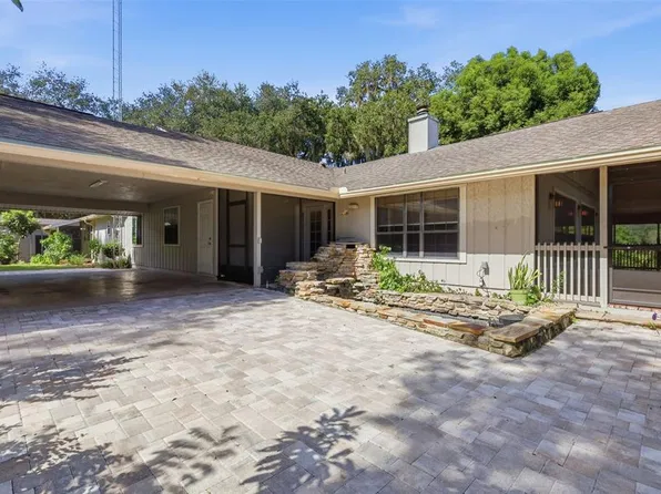 41520 CHARM LAKE DRIVE, UMATILLA, FL 32784