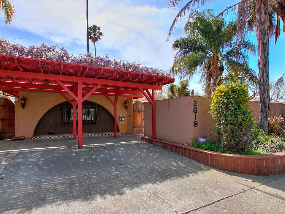 1st image of 2618 Temple Dr