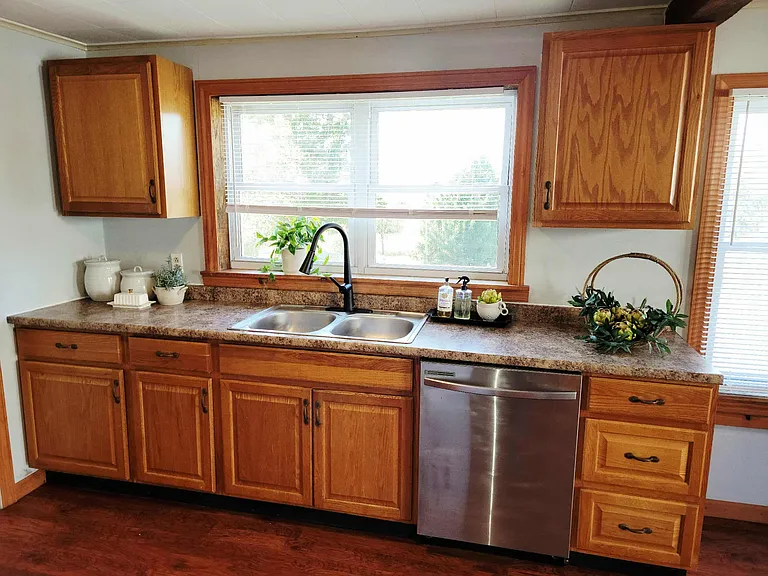 1023 Carbon Rd — Photo 11