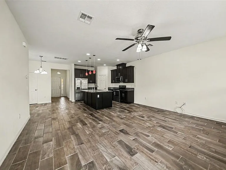 15568 Blackbead St — Photo 9