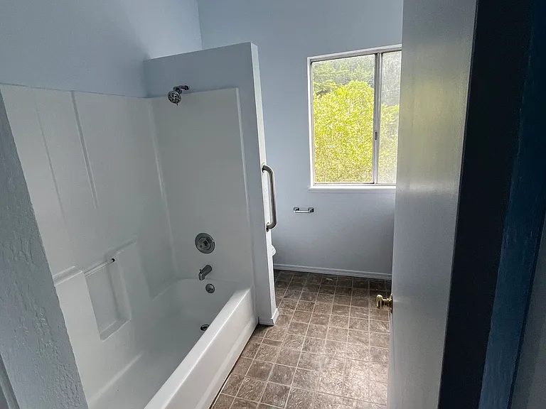 17805 Beach Ave — Photo 11