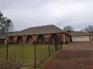 2113 Bower Dr, Florence, AL 35630