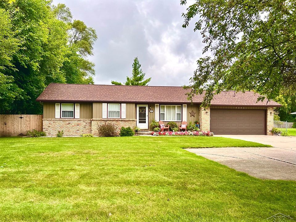 5202 Shattuck Rd, Saginaw, MI 48603 Zillow