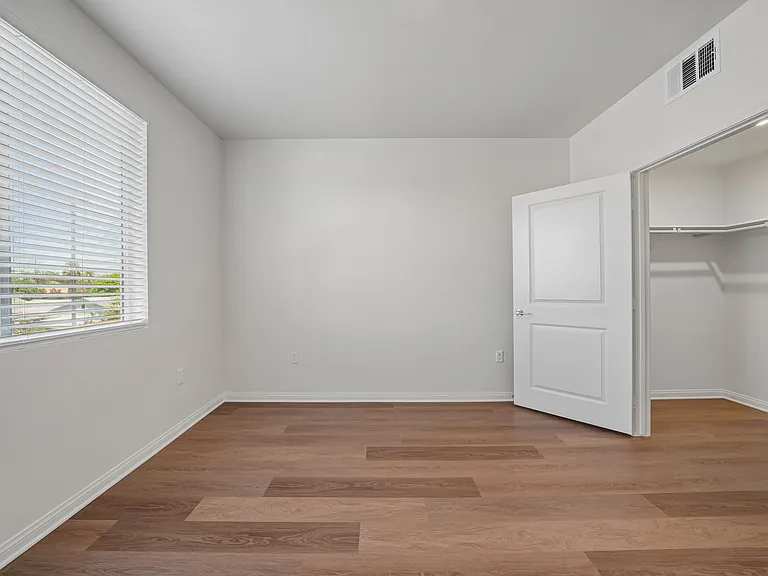 Gallery Park Apartments — Photo 116