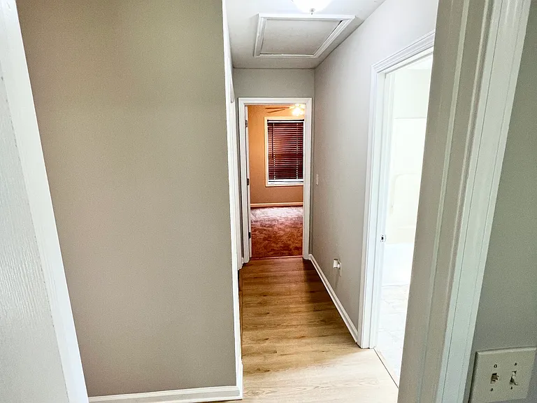 309 Christian Ln — Photo 10