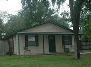 705 Universal St, Navasota, TX 77868