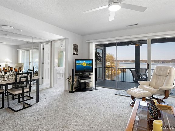 4th image of 312 Windsor Bay Dr #3C