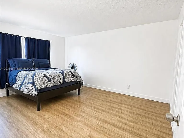 8405 NW 8th St #204 — Photo 12