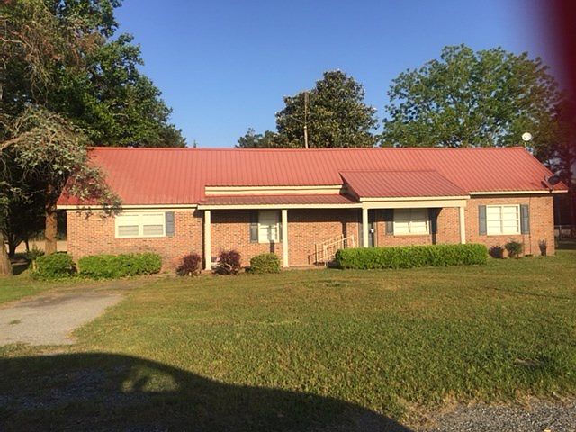 2nd image of 785 Peaceful Rd