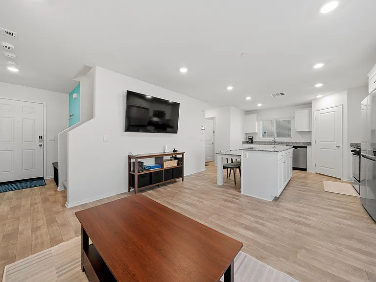 30622 Dart Ct — Photo 6