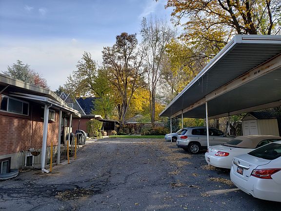 5th image of 2416 E Kentucky Ave