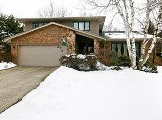 676 Gannet Ln, Bolingbrook, IL 60440