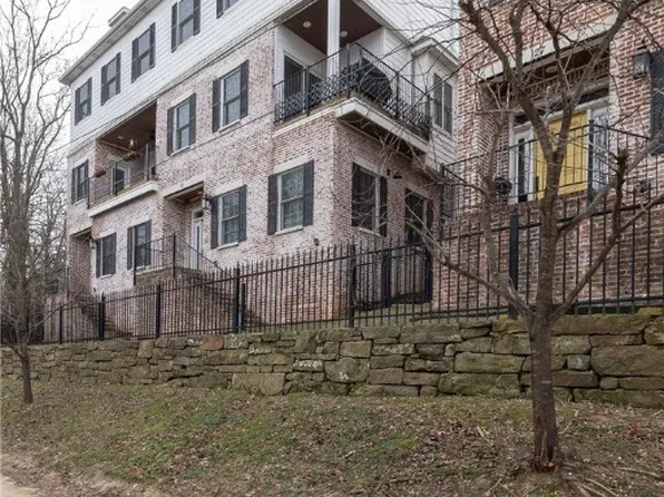 17 W Louise St, Fayetteville, AR 72701