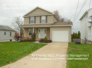 1283 Douglass Ave, Barberton, OH 44203