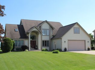 9815 15th St, Kenosha, WI 53144