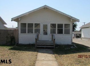 133 W 9th St, Bayard, NE 69334
