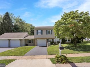 320 N Walnut St, Wernersville, PA 19565